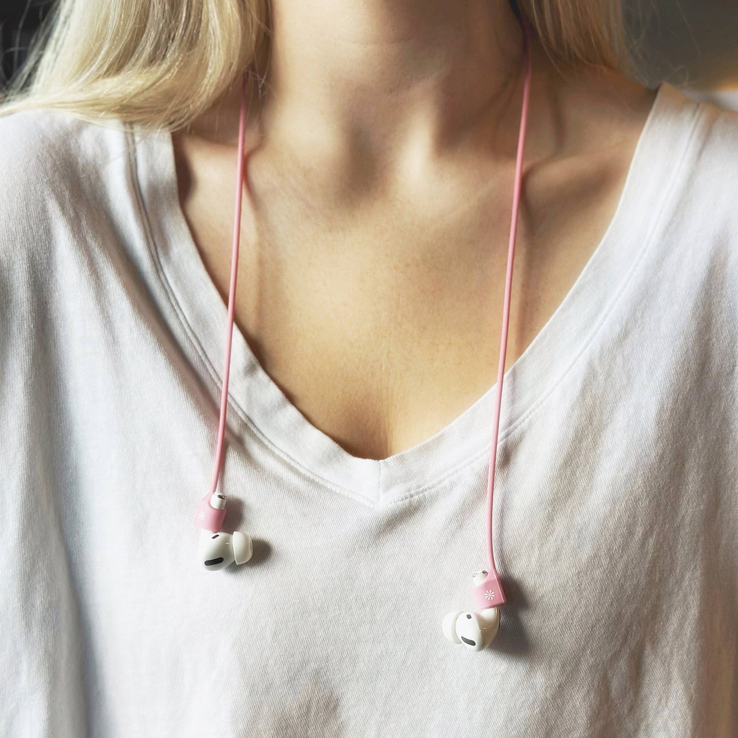 Pod Squad Set of 2 Earbud Tethers : Pink/Natural
