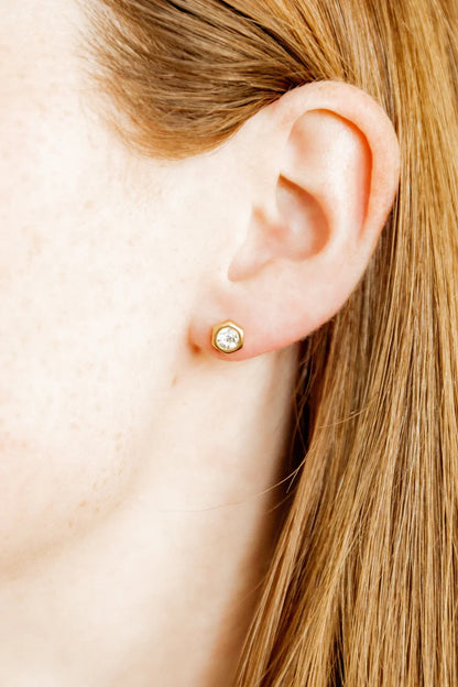 Addison Clear Gold - Screwback Stud Earrings