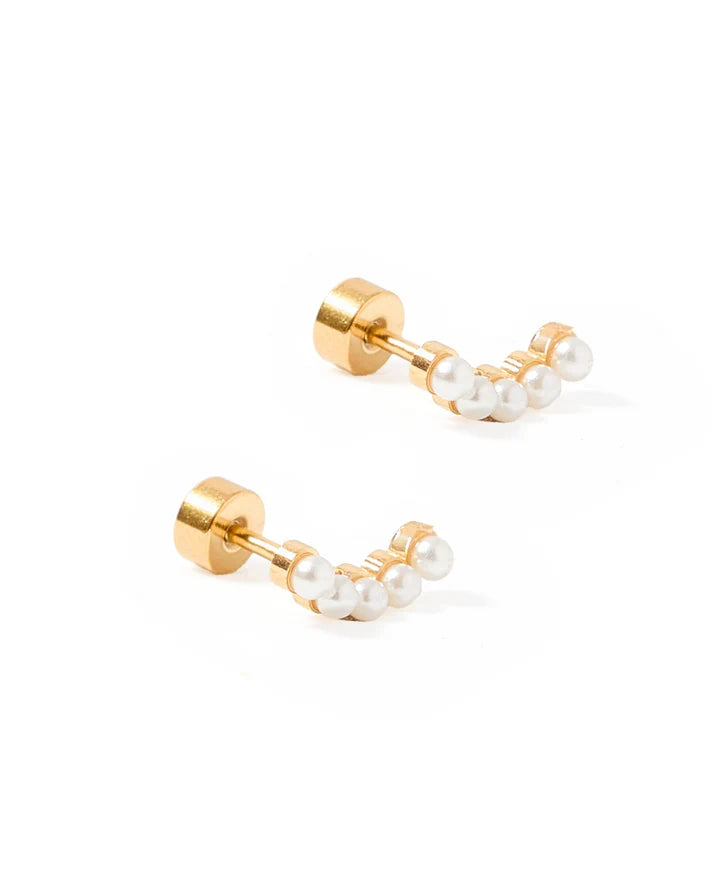 Abigail Pearl - Screwback Stud Earrings