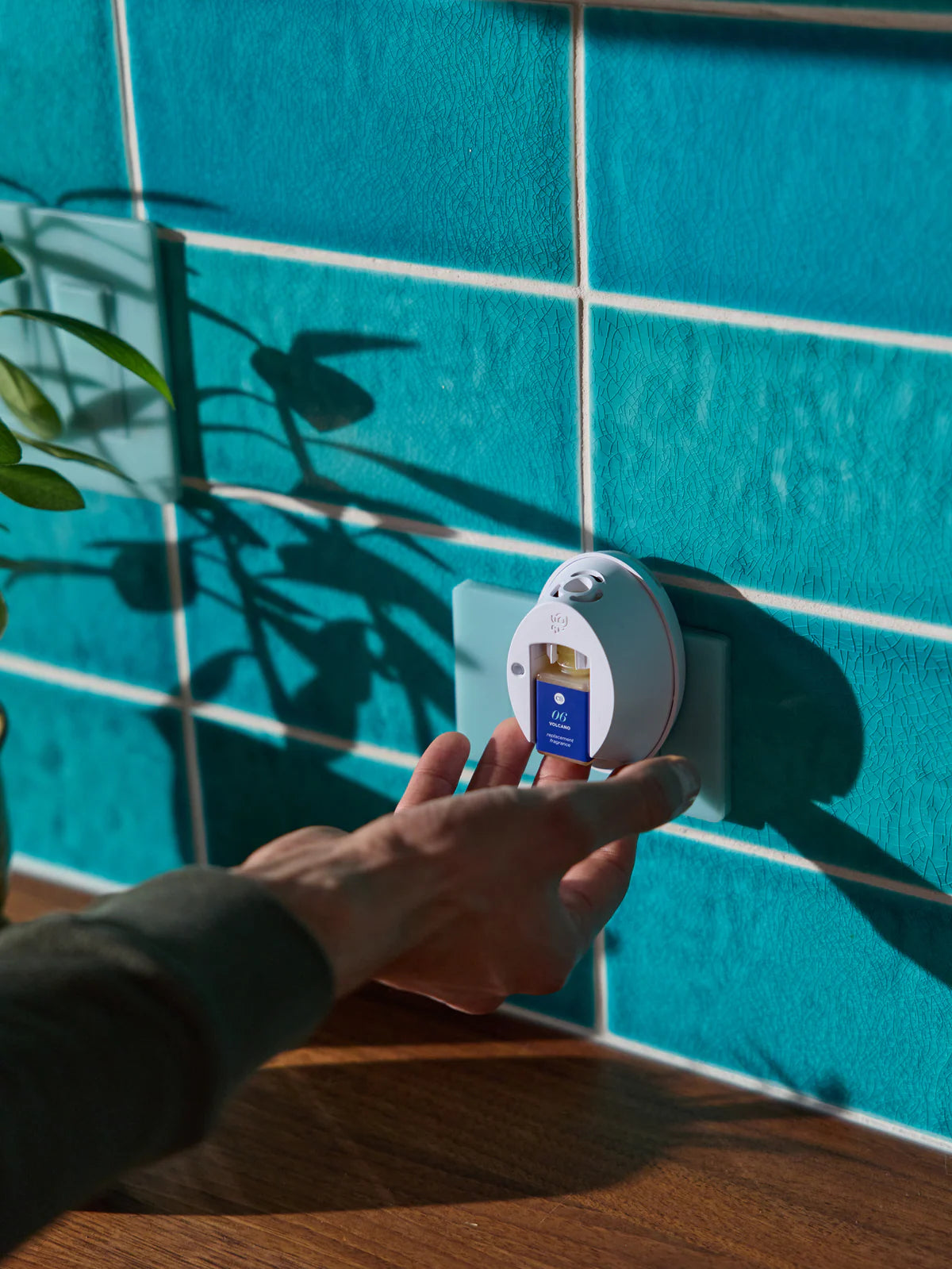 Pura Mini™ - Smart Fragrance Diffuser