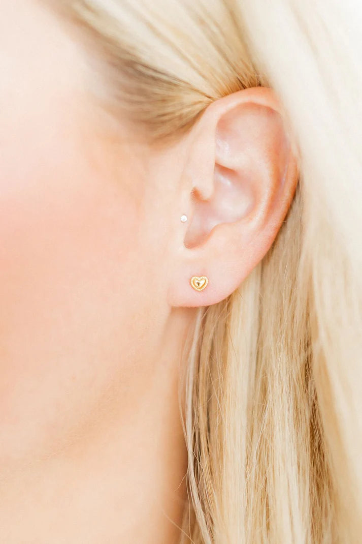 Violet Heart - Screwback Stud Earrings